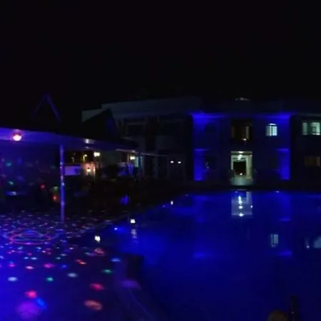 Savrose Apartamento *